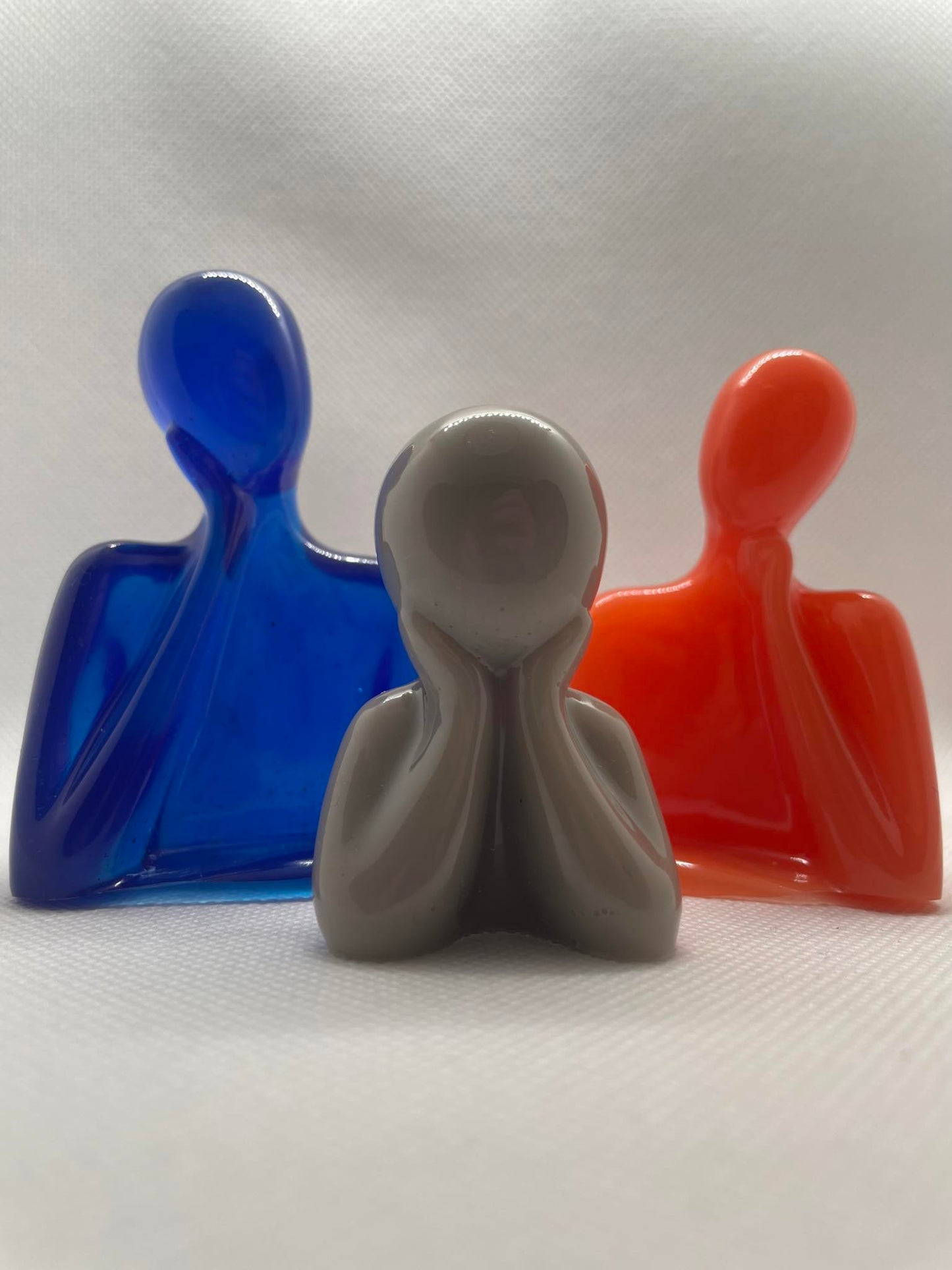 Essence Familiale : Demi-Statuettes Famille en Résine Époxy