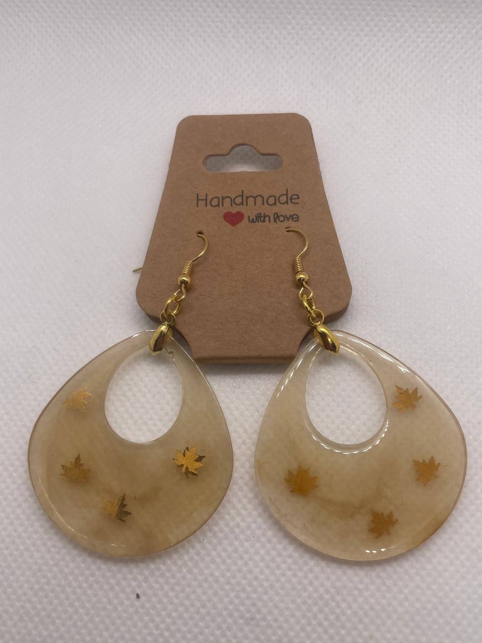 "Élégance Artisanale" – Boucles d’Oreilles en Résine Époxy