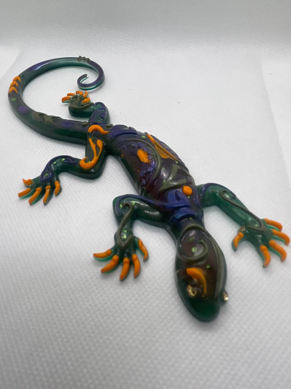 Lézard Solaire : Création Plate en Résine Époxy