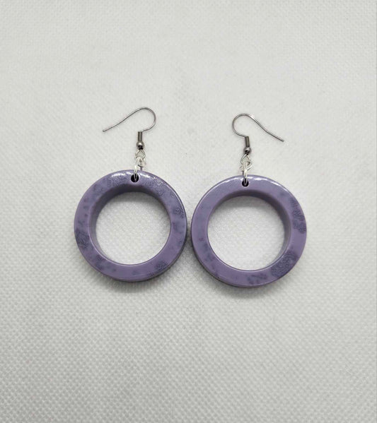"Élégance Artisanale" – Boucles d’Oreilles en Résine Époxy