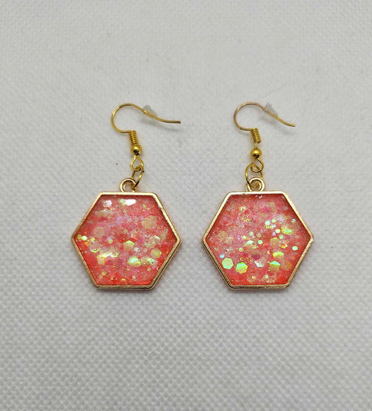 "Élégance Artisanale": Boucles d’oreilles en résine époxy
