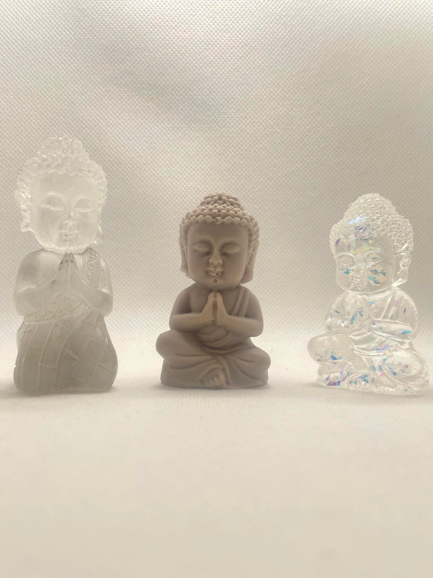Paix Intérieure : Bouddha Méditant en Résine Époxy